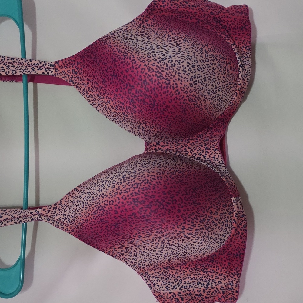 Leading Lady Women's Pink Leopard/Animal Print Bra Support Light Padding 46C EUC